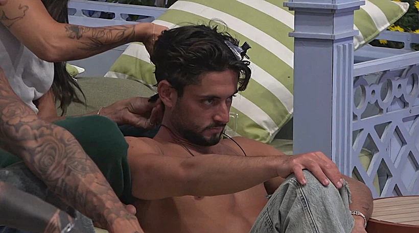 האח הגדול: בן אוזלבו