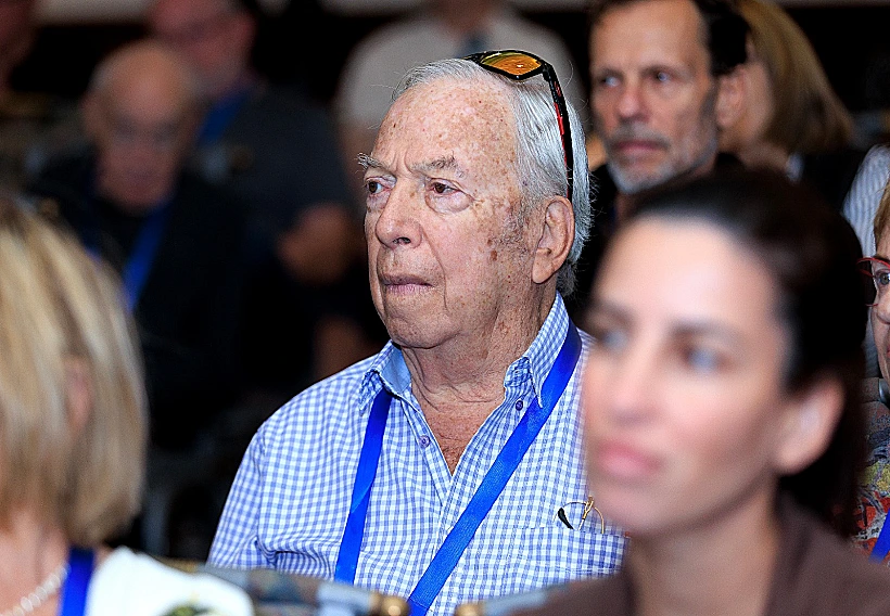 השדרן משה טימור