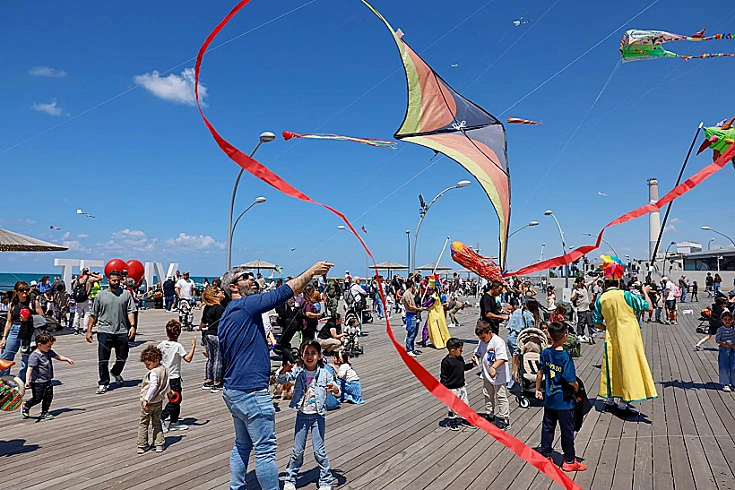 העפיפונמל בנמל תל אביב G