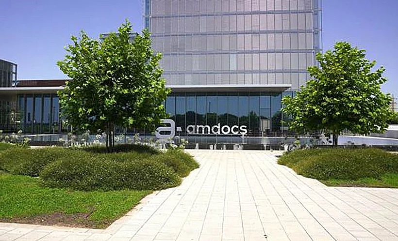 נטע קרת | אדריכלות נוף: צורנמל טורנר | Amdocs קמפוס רעננה