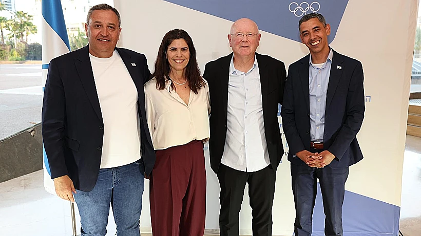 מנכ"ל הוועד האולימפי לשעבר גילי לוסטיג לצד יו"ר הוועד האולימפי, יעל ארד, כפיר כהן, מנכ״ל משרד התרבות והספורט וח״כ סימון דוידסון (יש עתיד), יו״ר ועדת המשנה לספורט