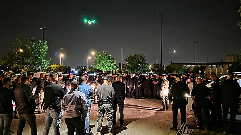 כוחות המשטרה לפני הפשיטה בצפון