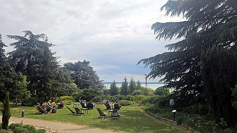 Folly Arboretum אגם בלטון הונגריה