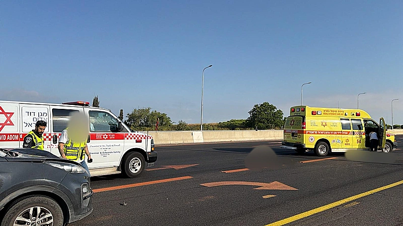 זירת התאונה בכביש 4, סמוך למחלף הדרים
