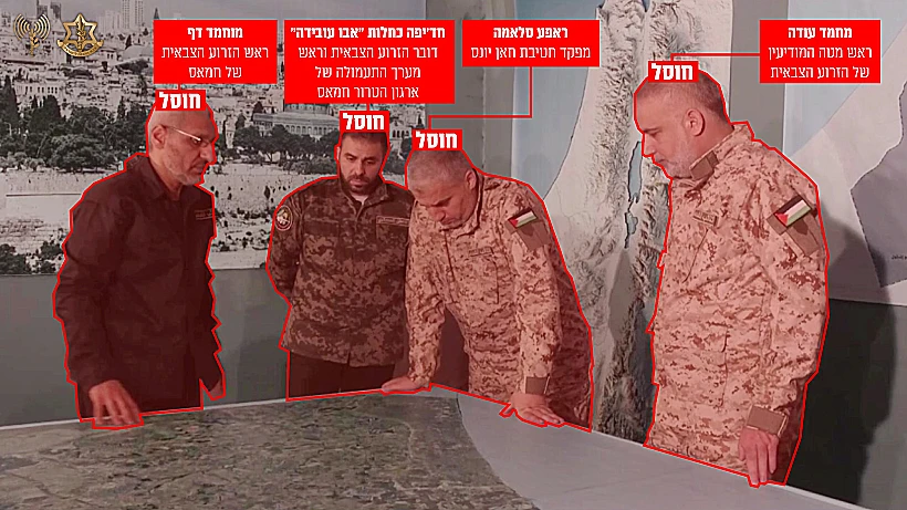 מוחמד עודה (מימין) ובכירי חמאס נוספים ברצועת עזה