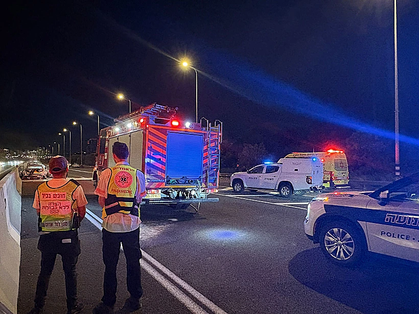 זירת פיצוץ הרכב בכביש החוף ליד אור עקיבא