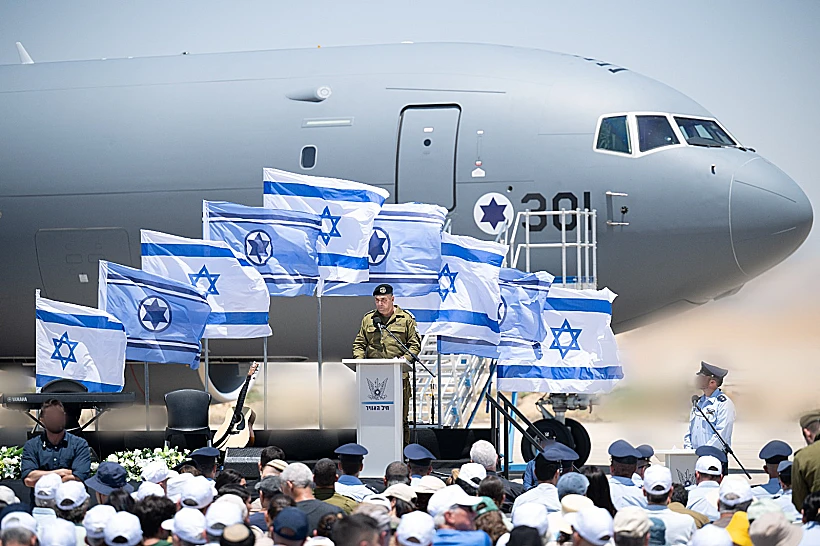 הרמטכ"ל אייל זמיר בטקס קליטת מטוס התדלוק "גדעון"