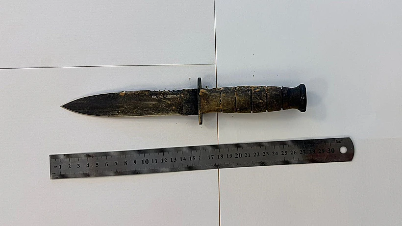 הסכין ששימשה לפי החשד את רוצחי דסטאו צ'קול