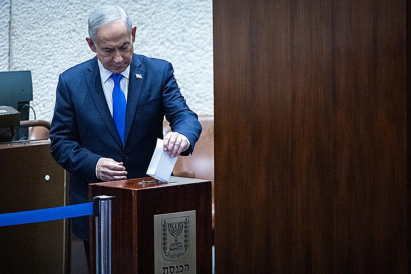רה"מ נתניהו בהצבעה בכנסת על מבקר המדינה