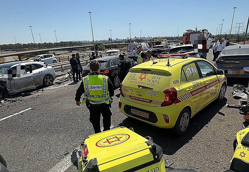 תאונת דרכים בכביש 5 ליד מחלף קסם