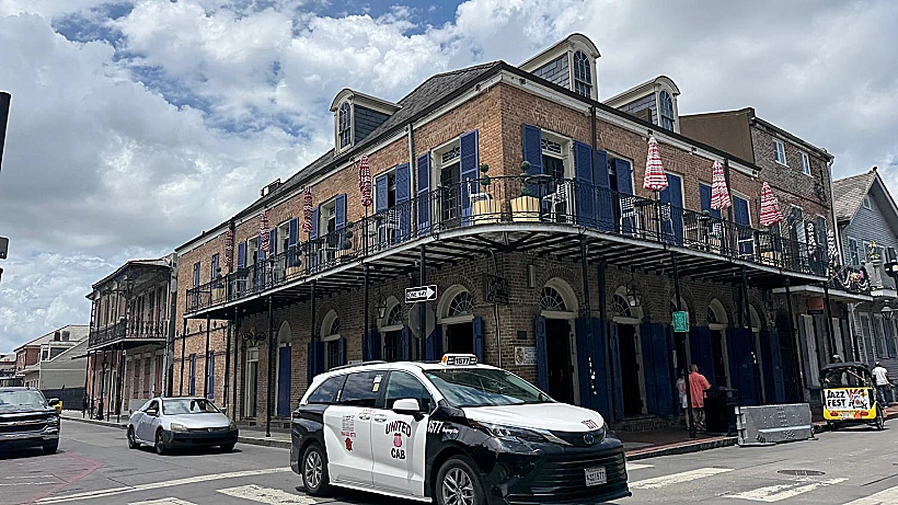 מבנה עתיק (ורדוף רוחות?) בניו אורלינס New Orleans3