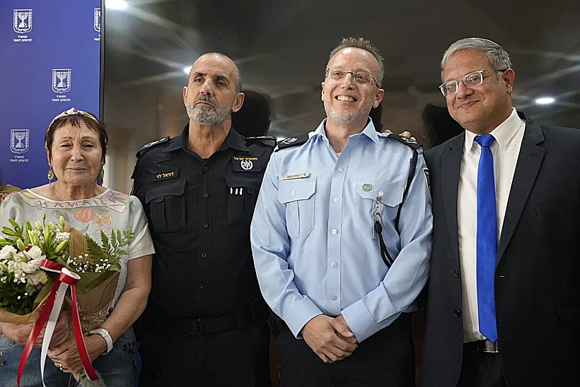 השר בן גביר והמפכ"ל דני לוי עם יועמ"ש המשטרה, ניצב עירן נהון