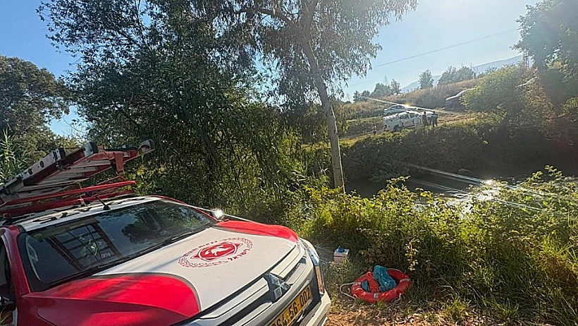 אזור הסריקות בנהר הירדן אחר שתי הנערות שנסחפו