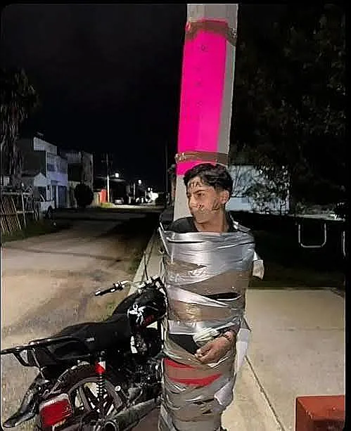 נמצאו קשורים לעמודים