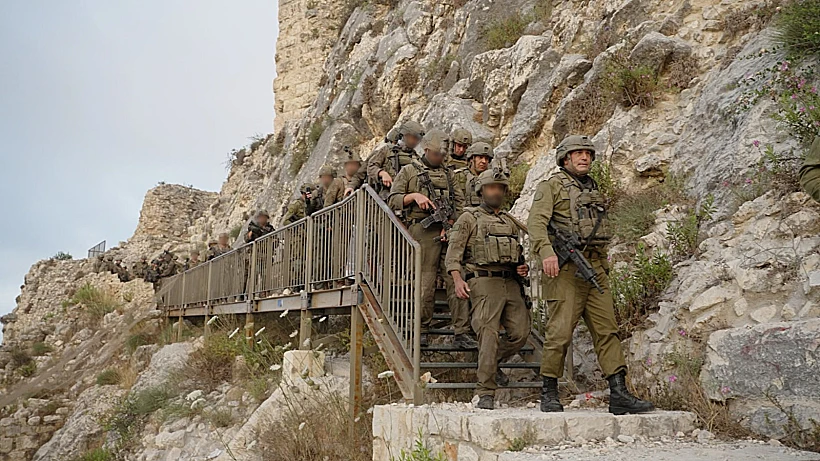 הרמטכ"ל אייל זמיר ברכס הבופור בלבנון