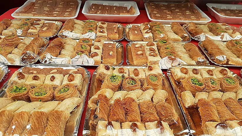 המתוקים של השוק בעכו