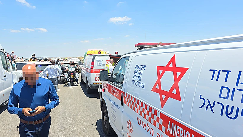 זירת התאונה בכביש 6