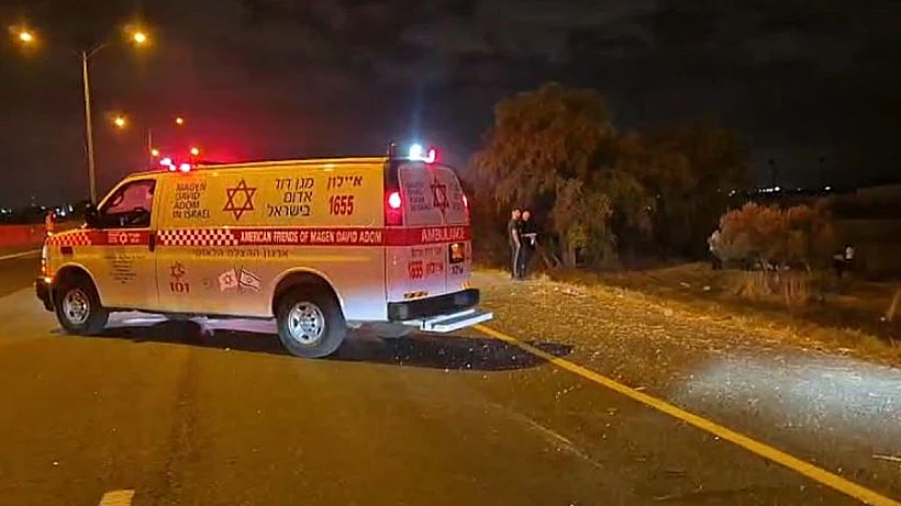 אמבולנס בכביש 6, סמוך לטייבה