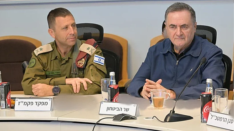 שר הביטחון ישראל כ"ץ עם מפקד פיקוד המרכז, אלוף אבי בלוט