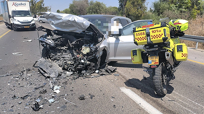 זירת התאונה בכביש 42 ליד אשדוד