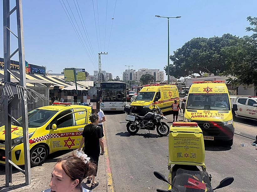 זירת תאונת האוטובוסים באשקלון