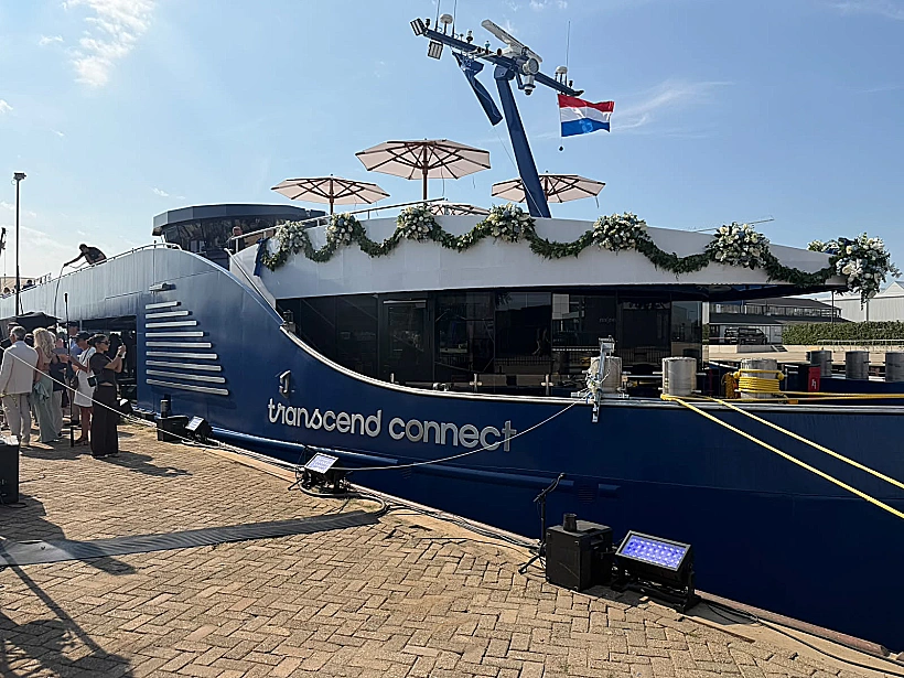 ספינה של Transcend Cruises