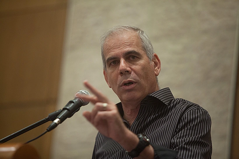 העיתונאי אורן נהרי, 2025