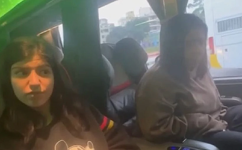 מלי וליאל יהלומי ברגע שאותרו על האוטובוס בבואנוס איירס