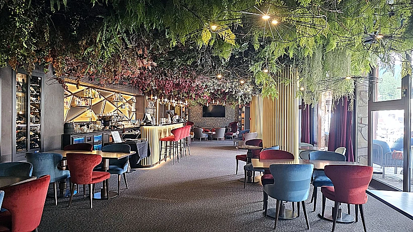 הבר של Hotel Pošta