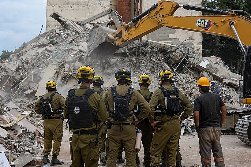 מאמצי החילוץ בעקבות רעש האדמה בקולומביה