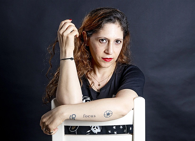 הִלה עמנואל