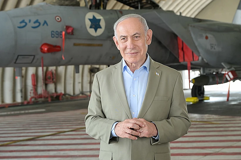 רה"מ נתניהו בבסיס חיל האוויר בתל נוף