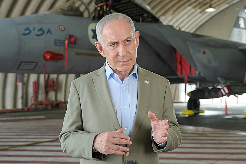 רה"מ נתניהו בבסיס חיל האוויר בתל נוף