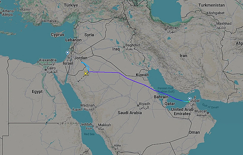 הטיסה מדובאי במעקב של Flight Radar
