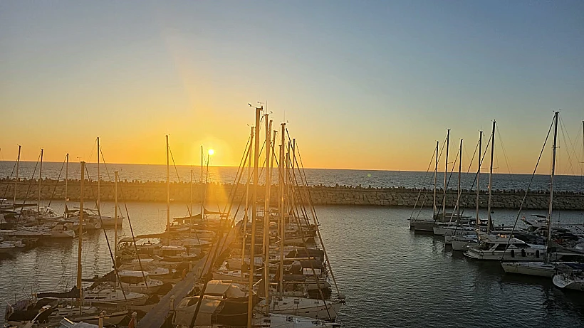 מלון "THE YACHT