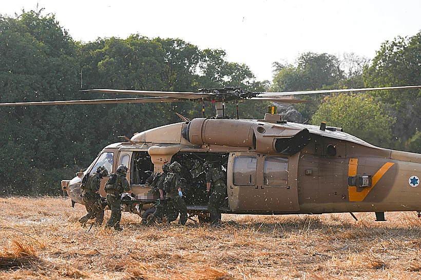 פינוי הפצועים מזירת האסון בטיול בצפון