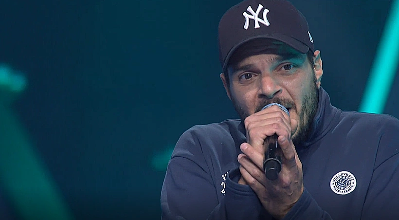 הביצוע של רוני לוי (דנידין) ב"דה וויס אולסטארס"