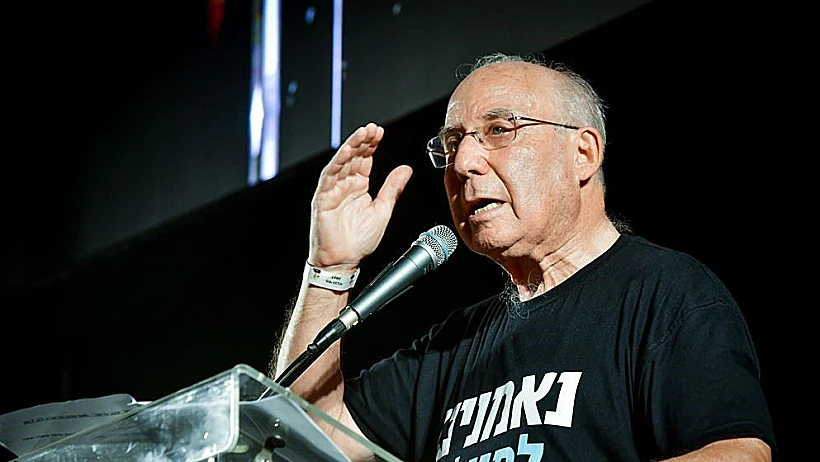 יעקב פרנקל, לשעבר נגיד בנק ישראל, אחד החתומים על העצומה