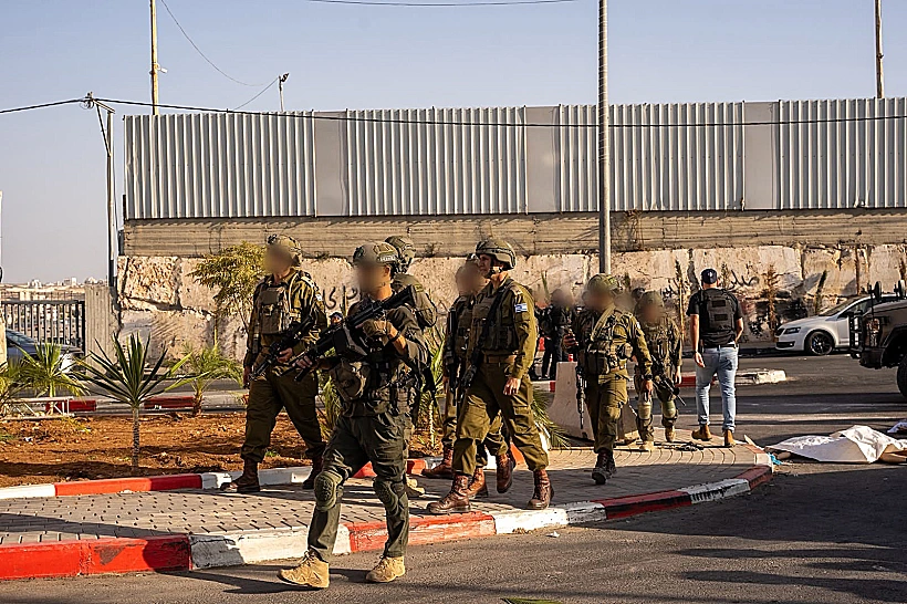 כוחות צה"ל בזירת הפיגוע בצומת יהודה
