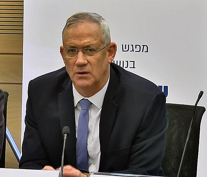 יו''ר כחול לבן בני גנץ