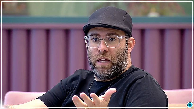 אורן בוויכוח עם שרית