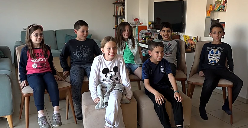 ילדים מדברים על נגיף הקורונה