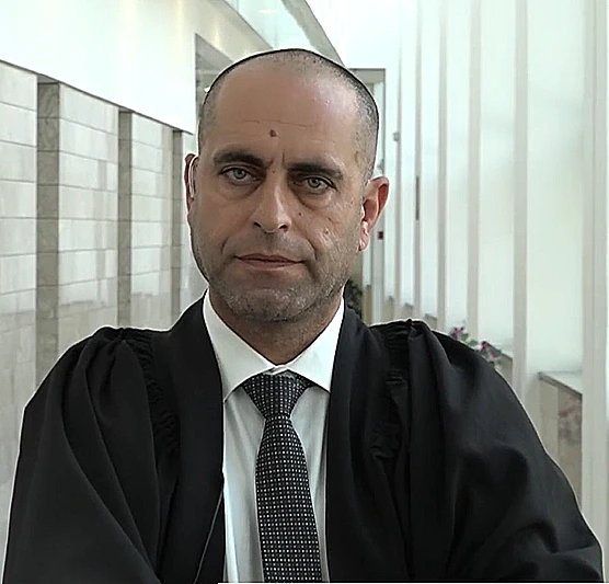 דרוויש נאשף, עורך הדין של הנאשם בתיק האונס