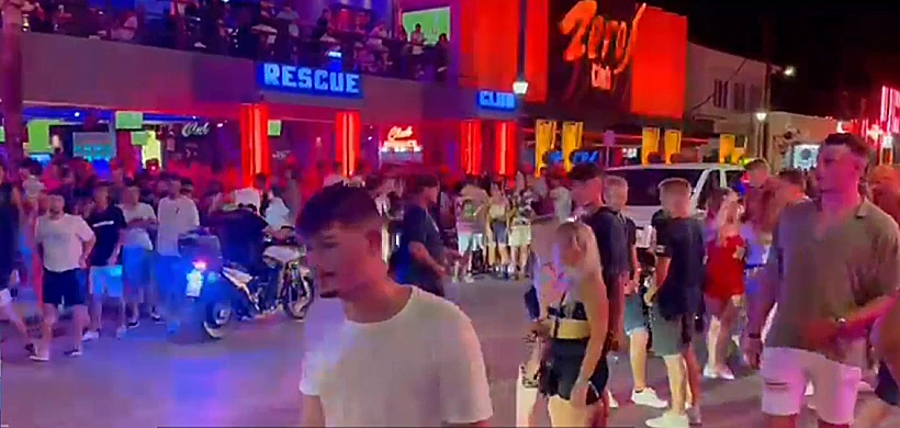 מסיבות בזקינטוס