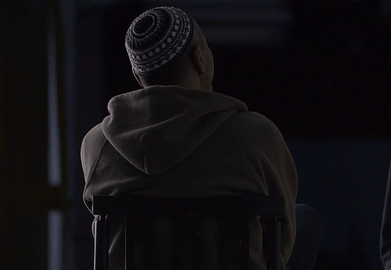 מדובב משטרתי המספר את סיפורו בתוכנית ''המקור''