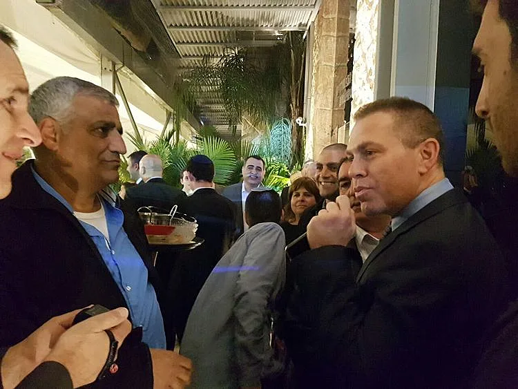 גלעד ארדן