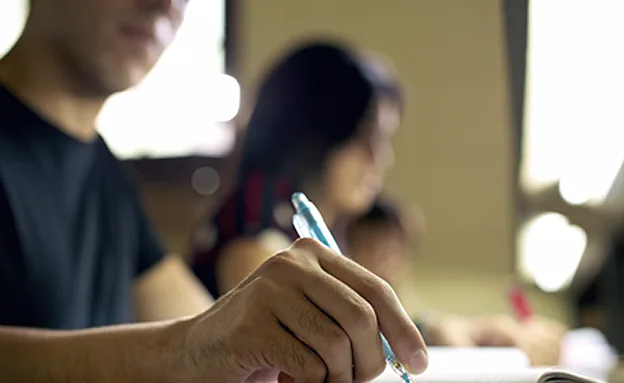 בגרויות בית ספר לימודים תיכון תלמידים