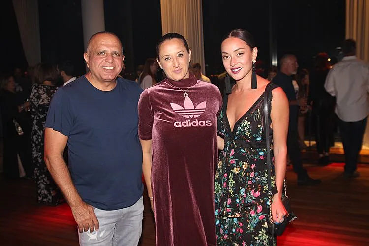 אנה ארונוב וליאת ושלום מוליוב