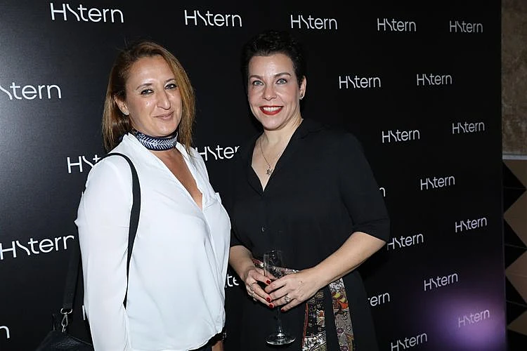 דגנית חרל''פ. צישרון רוזנברג וליאת מוליוב. צילום: רפי דלויהלום: רפי דלויה