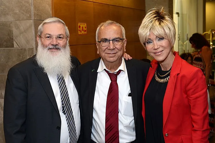 עירית אורן גונדרס, שוקי שמר ואלי בן דהן. צילום : מוקי שוורץ